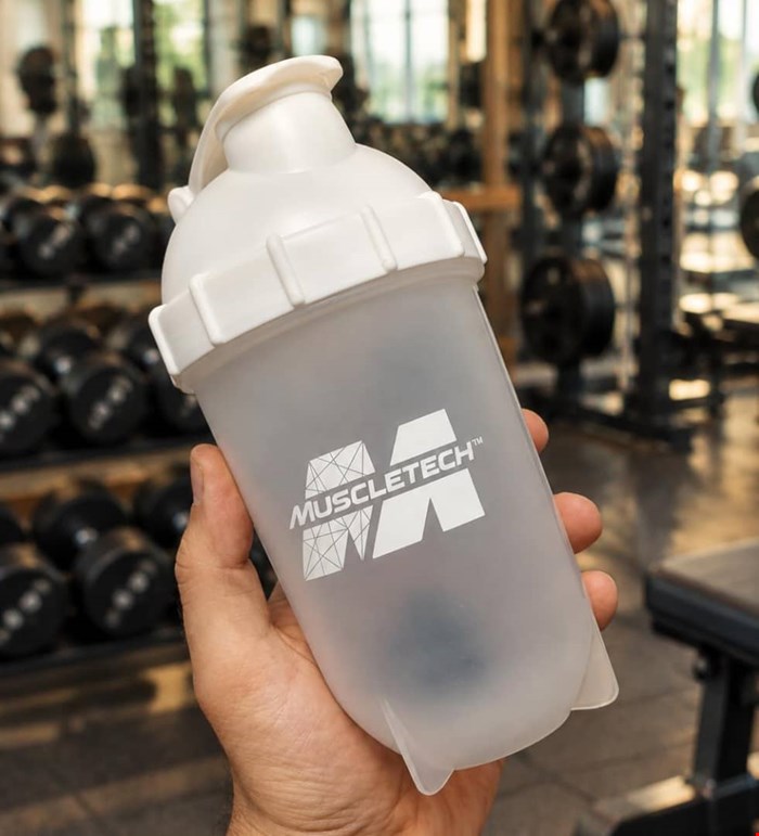 شیکر muscletech